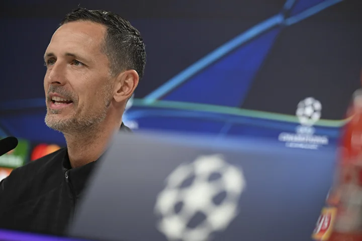 frankfurtun hocasi galatasaray harika bir kadro 0 i3PZZedZ