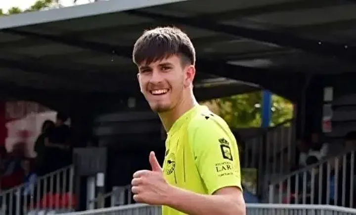 futbol toplulugu yasta 19 yasindaki genc kaleci hayatini kaybetti 2