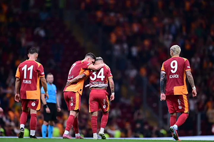 Galatasaray-Liverpool maçı öncesi skor tabelası test edildi! Toplumsal medyada gündem oldu 3 galatasaray liverpool maci oncesi skor tabelasi test edildi toplumsal medyada gundem oldu 2 En3vz8WA
