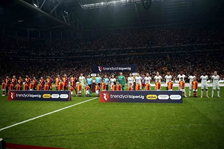 galatasarayda alarm verildi okan buruku dusunduren tablo 1 P39MnFXV