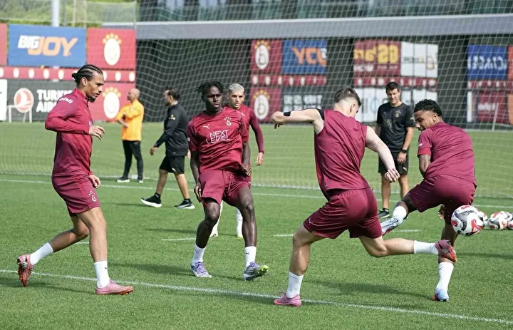 galatasarayda alarm verildi okan buruku dusunduren tablo 6