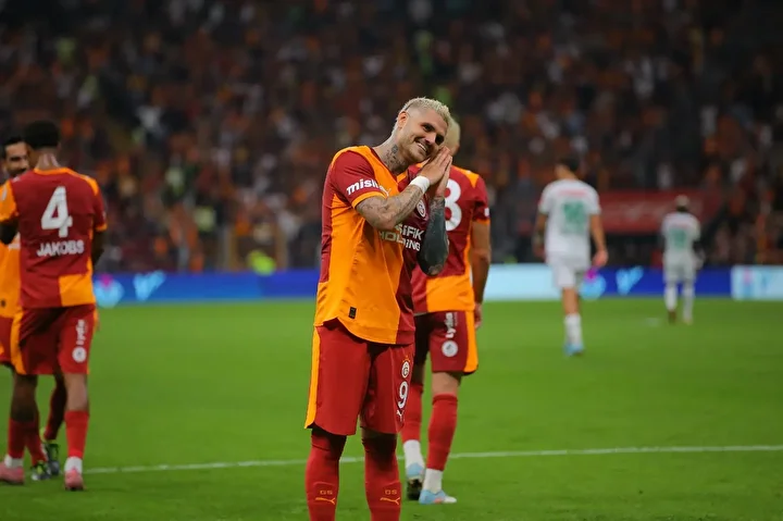 galatasarayda liverpool panigi 7de 7ye karsin 5 buyuk kriz 5 eplGtIgu