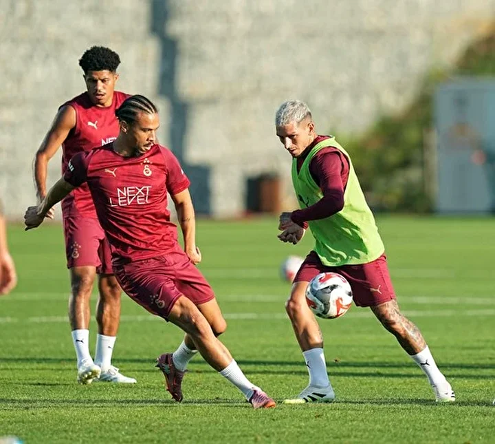 Galatasaray'da sürpriz ayrılık: Yıldız oyuncu veda ediyor 1 galatasarayda surpriz ayrilik yildiz oyuncu veda ediyor 0 M2khGWHQ