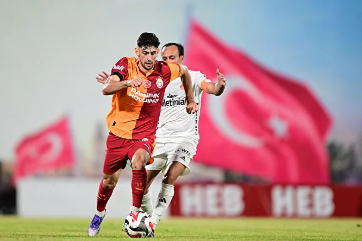 galatasarayda transfer krizi yildiz oyuncu kiralik gitmek icin artirim talep etti 4 vbc8j2K7