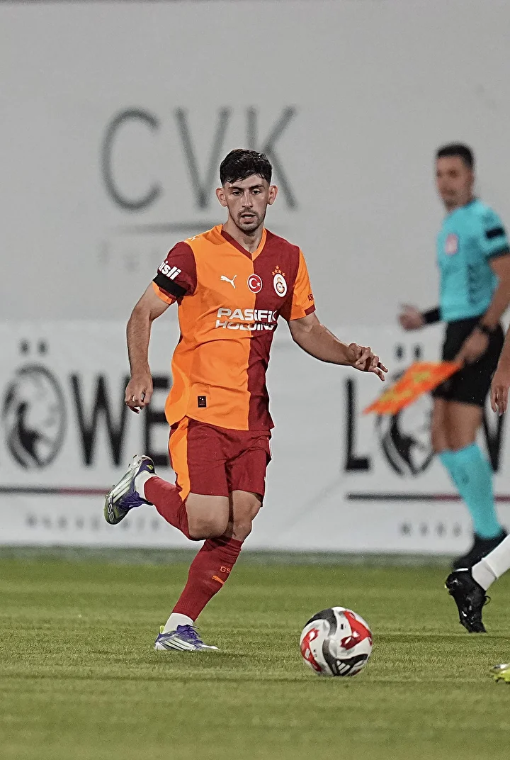 galatasaraydan beklenmedik hamle kontrati uzatiliyor 3 HbTdPHGh