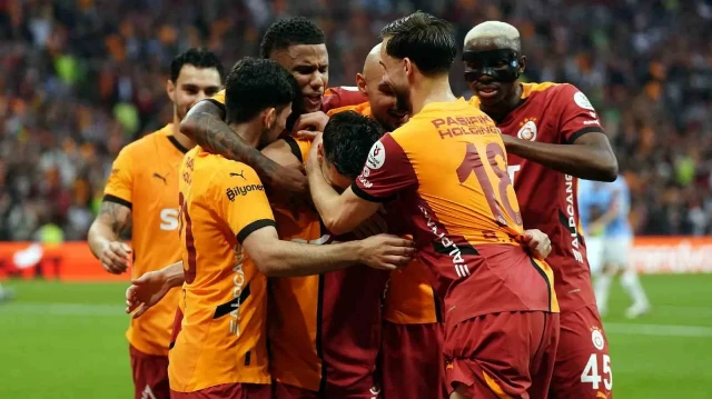 galatasaraydan beklenmedik hamle kontrati uzatiliyor KmzVdfGi.webp