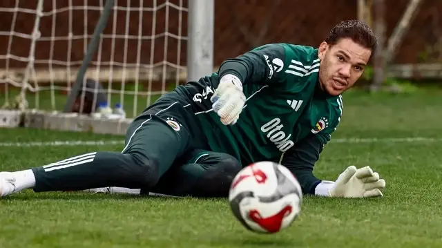 Galatasaray’dan flaş Ederson sözleri: ‘Yediği gollere bakınca…’ galatasaraydan flas ederson sozleri yedigi gollere bakinca i1dVwqd2.webp