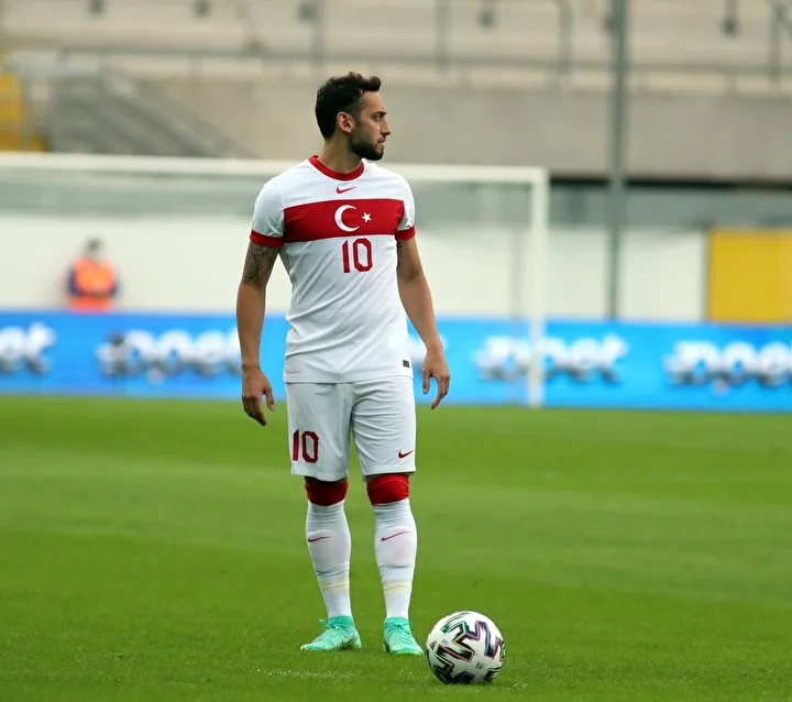 galatasaraydan flas hakan calhanoglu aciklamasi 3 27Ks798f