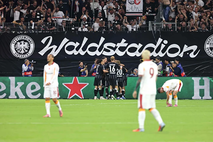 galatasarayli yorumcu rezil oldu herkes onu paylasiyor 1 vj8Hf2DR