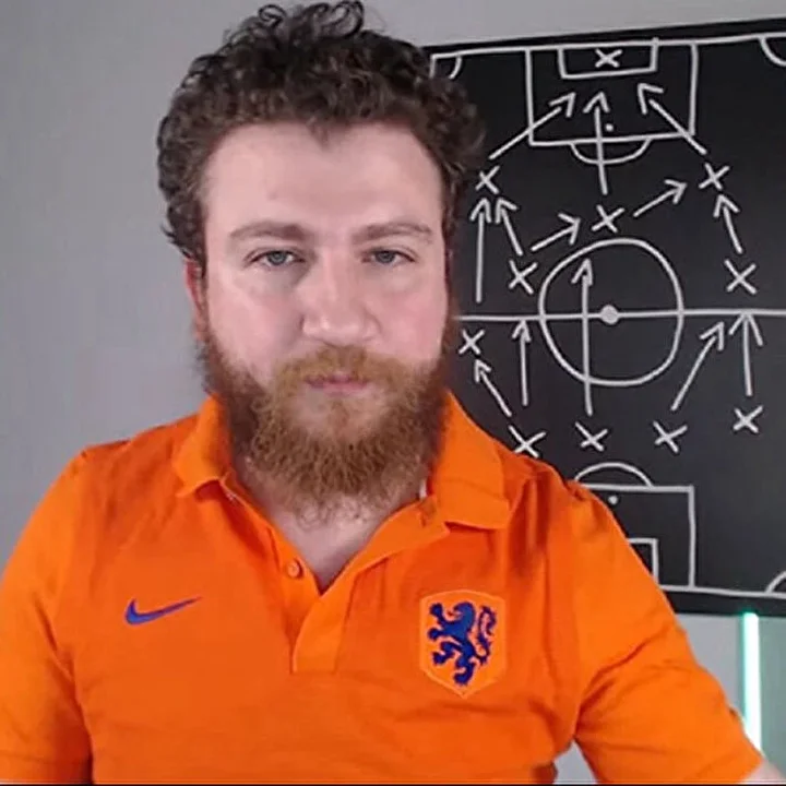 galatasarayli yorumcu rezil oldu herkes onu paylasiyor 2 KaAUmVFF
