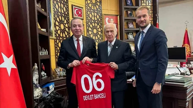 genclerbirliginden mhp lideri bahceliye makaminda ziyaret PvAqJyAG.webp