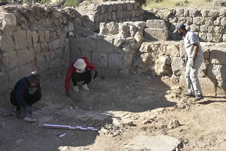 gizemli anahtar bulundu bitliste arkeologlari heyecanlandiran gelisme 8 4tnEYvwb