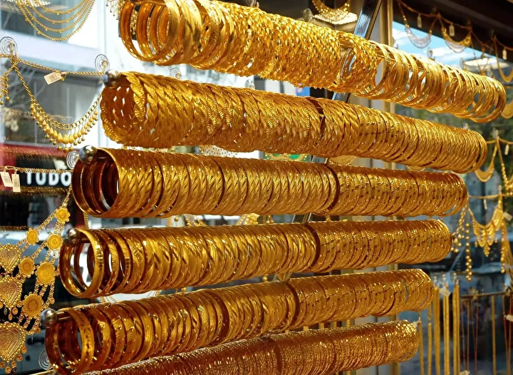 gram altin fiyati 6000 tl olur mu finans analisti islam memis maksat gostererek iddiasini