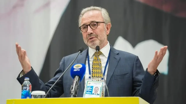 Hamdi Akın: ‘Ali Koç olmasaydı asla ulaşamazdı’ hamdi akin ali koc olmasaydi asla ulasamazdi rvpRz4JE.webp