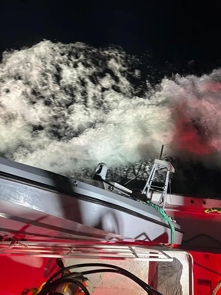 Hamsi için ağ atıp insansız deniz aracı buldular: İçerisinde 300 kilogram patlayıcı varmış! Pişman olduk Allah bizi korudu 4 hamsi icin ag atip insansiz deniz araci buldular icerisinde 300 kilogram patlayici varmis pisman g8GYYKWW
