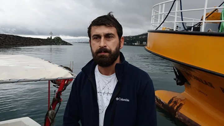 Hamsi için ağ atıp insansız deniz aracı buldular: İçerisinde 300 kilogram patlayıcı varmış! Pişman olduk Allah bizi korudu 1 hamsi icin ag atip insansiz deniz araci buldular icerisinde 300 kilogram patlayici varmis pisman