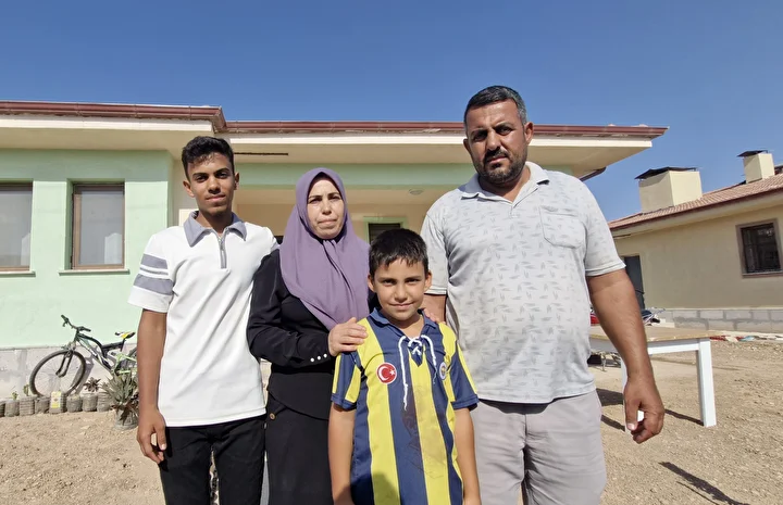 hatayda birinci kirsal uydu kent hak sahibi depremzedelerden tam not aldi 6 ClW7NTRL