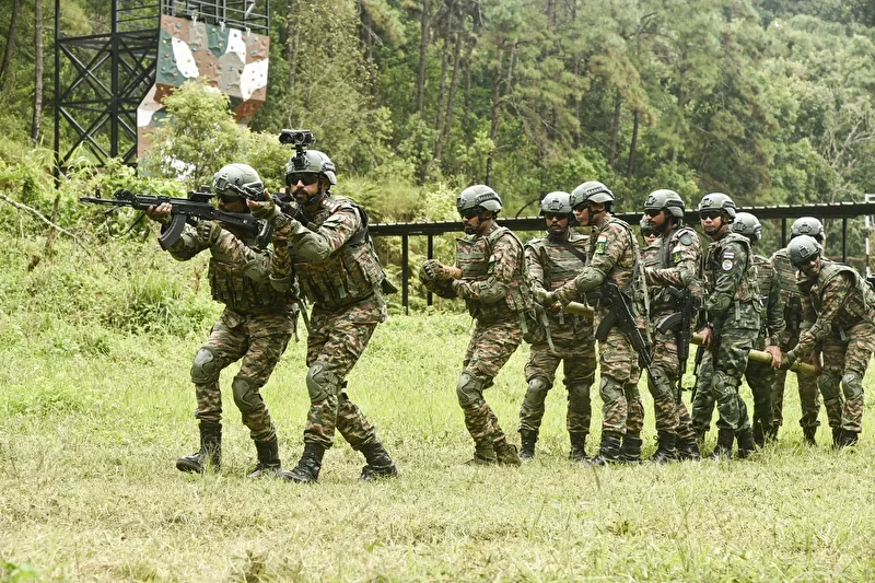 Hindistan ve Tayland ortak askeri tatbikat gerçekleştirdi 5 hindistan ve tayland ortak askeri tatbikat gerceklestirdi 4 n3P8frBW