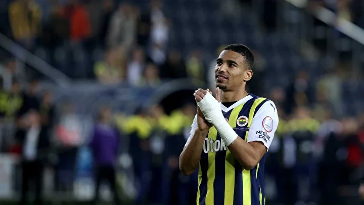 İmzalar atıldı: Djiku’nun yeni adresi aşikâr oldu 2 imzalar atildi djikunun yeni adresi asik r oldu 1 sLLgH4Jd