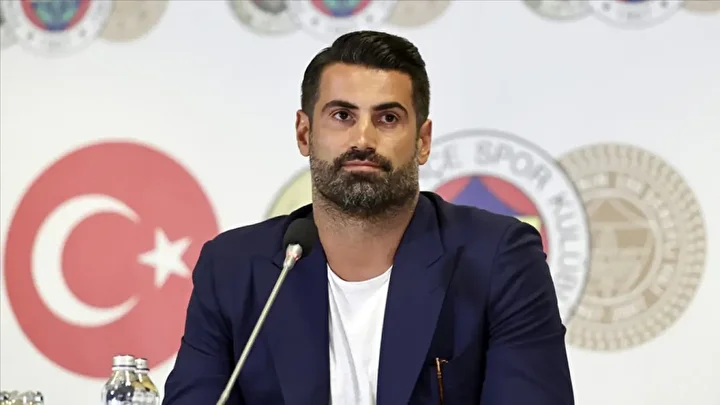 ismi fenerbahce ile anilan teknik yoneticiden flas aciklama teklif gelirse kabul etmem 5 QHnLd1Ur