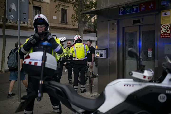 ispanyada binlerce kisi israil soykirimini protesto etti 13