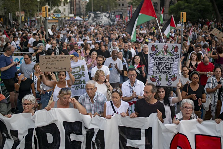 ispanyada binlerce kisi israil soykirimini protesto etti 18 AbB3eZfD
