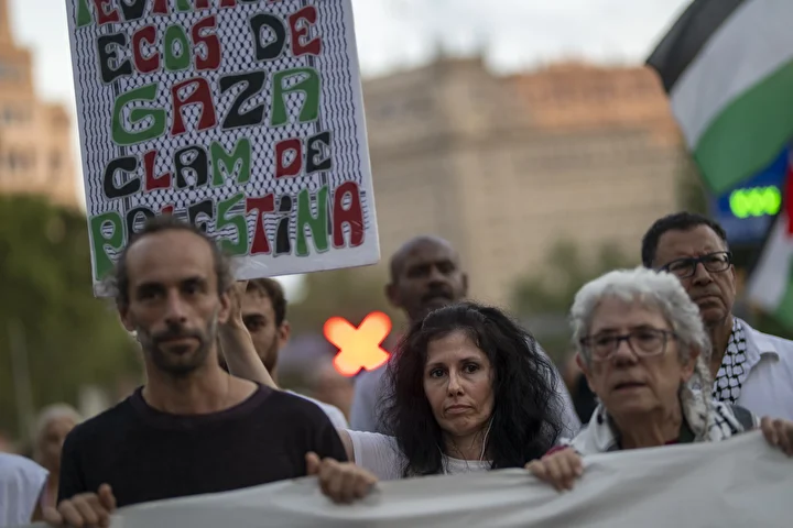ispanyada binlerce kisi israil soykirimini protesto etti 3 7ugHaTg1