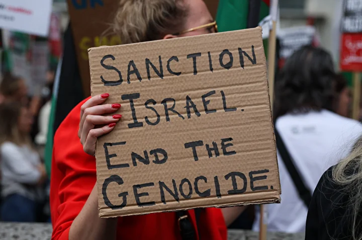 israil cumhurbaskani herzog londrada protesto edildi savas hatalisi tutuklanmali 17 HatcmgwX