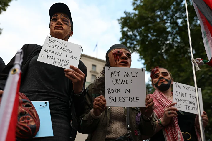 israil cumhurbaskani herzog londrada protesto edildi savas hatalisi tutuklanmali 21 EAO6FDSO