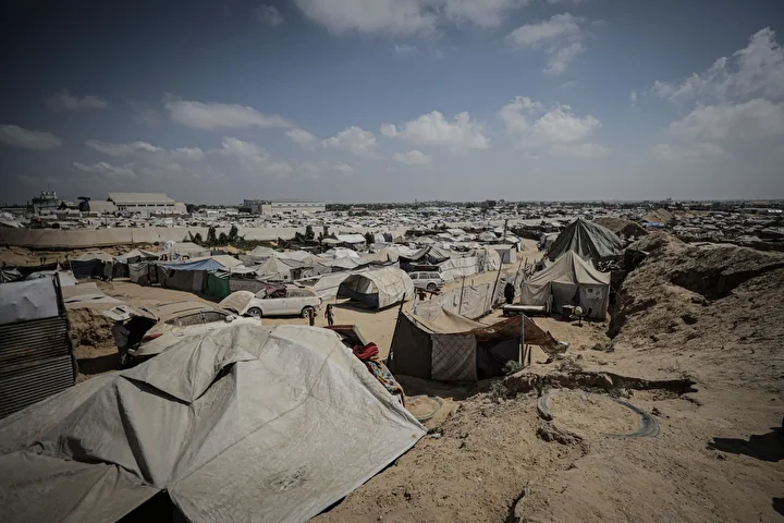 israil hucumlarindan kacan filistinliler agir sartlar altinda omur gayreti veriyor 14 3KPbNOQn