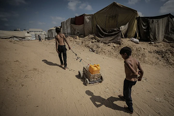 israil hucumlarindan kacan filistinliler agir sartlar altinda omur gayreti veriyor 19 g3uqyO9Y