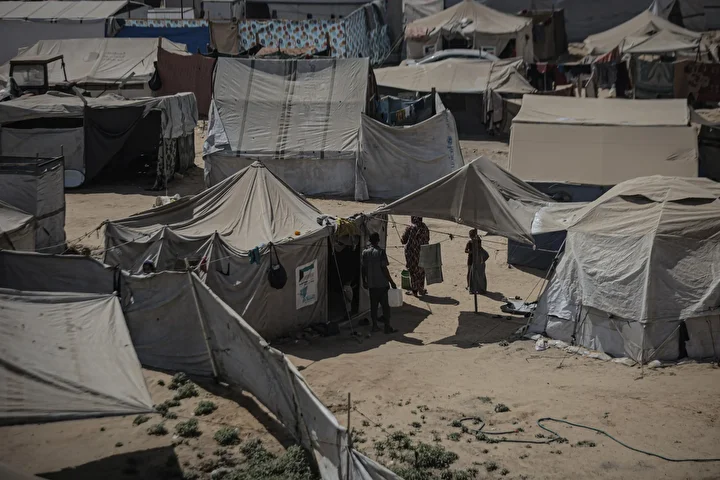 israil hucumlarindan kacan filistinliler agir sartlar altinda omur gayreti veriyor 8 rmc5JG6t
