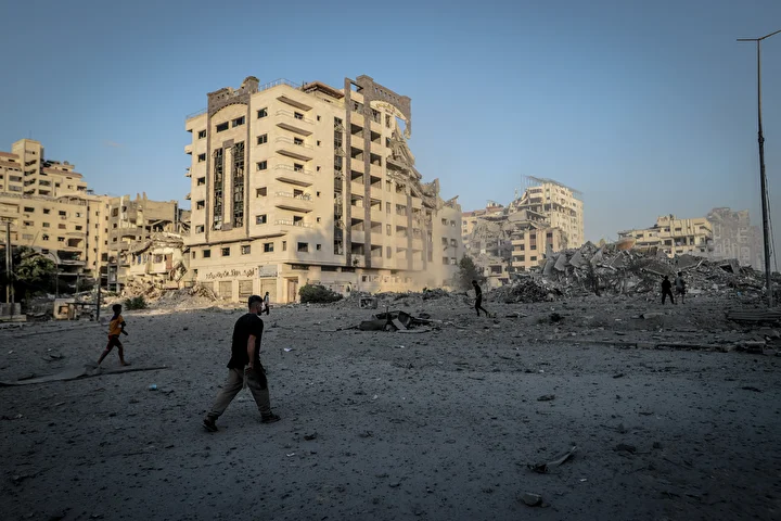 israil ordusu gazze kentinde mekke isimli cok katli bir binayi daha vurdu 10 hCONO4BF
