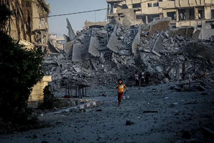 israil ordusu gazze kentinde mekke isimli cok katli bir binayi daha vurdu 12 kcdYCsls