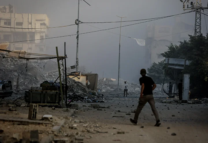 israil ordusu gazze kentinde mekke isimli cok katli bir binayi daha vurdu 16 sO5nfn7y