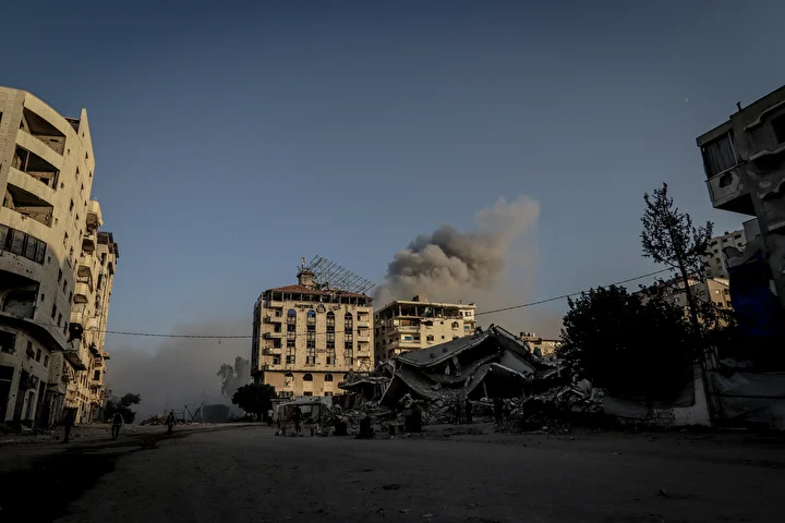 israil ordusu gazze kentinde mekke isimli cok katli bir binayi daha vurdu 8 sClTCJ3t