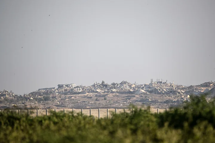 israil ordusunun gazze seridine yonelik ataklar askeri hareketlilik dikkat cekti 26 MjKquU8p