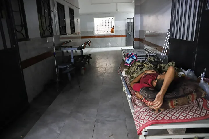 israil saldirilari altindaki gazzede sifa hastanesi bosaltildi 11 uEMybUFs
