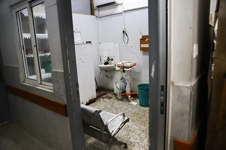 israil saldirilari altindaki gazzede sifa hastanesi bosaltildi 7 8zdi95f9