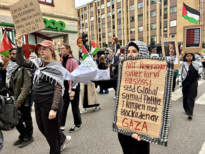 israilin gazzeye yonelik ataklari isvecte protesto edildi tek hayali filistini yok etmek 0