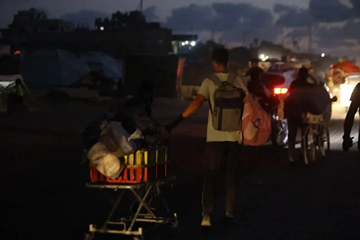 İsrail'in kara hücumları nedeniyle Gazze kentindeki Filistinlilerin mecburî göçü sürüyor 8 israilin kara hucumlari nedeniyle gazze kentindeki filistinlilerin mecbur gocu suruyor 7 pjGQG9Ne