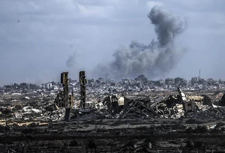 israilin taarruzlarindan kacan filistinlilerin kuzeyden guneye gocu devam ediyor 10 TCKazDsi