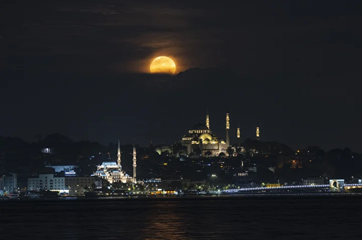 istanbulda dolunay mest etti 2 AUfyqRql