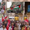 Gazze’de katledilen Hind Receb’in kıssası ayakta alkışlandı: Gösterimde salon ‘Özgür Filistin’ sloganlarıyla inledi italyada binler gazze ve global sumud filosuna dayanak icin yurudu brbNUWnZ.webp