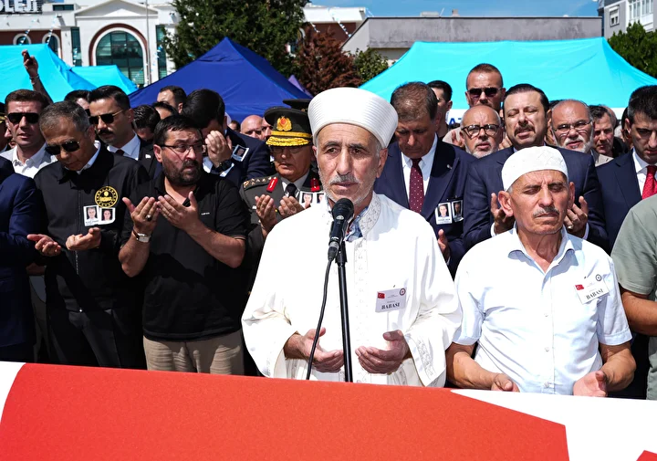 izmirde polis merkezine silahli atakta sehit polisler son seyahatine ugurlandi 23