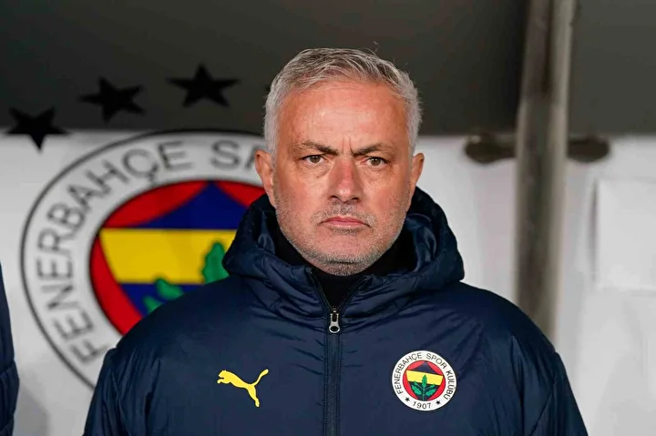 jose mourinhodan carpici aciklama benficaya hayir diyen 2 dabNlBgW