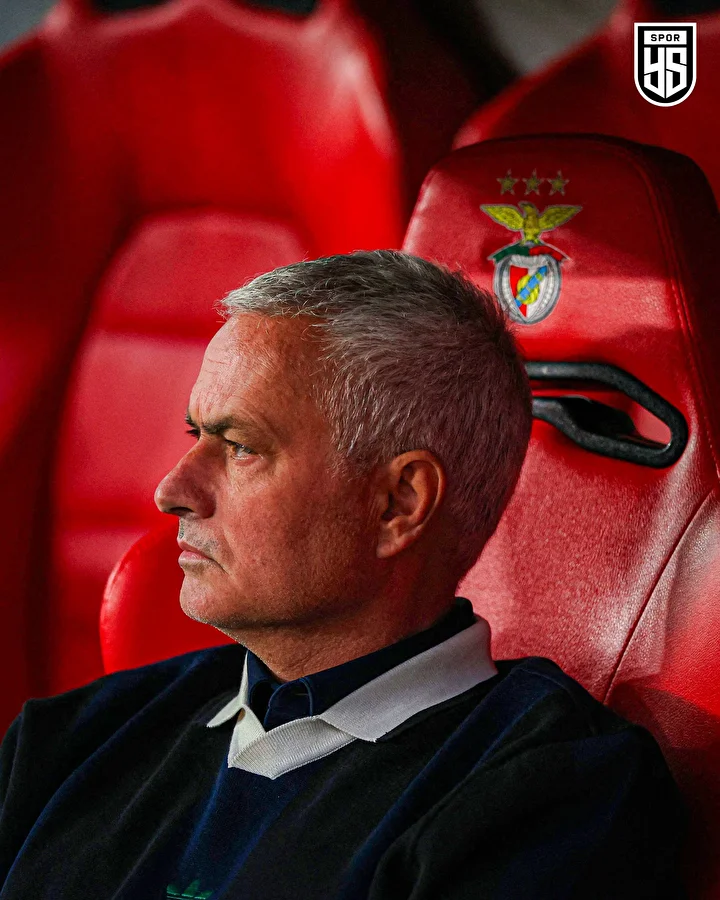 jose mourinhodan fenerbahcelileri kizdiran aciklamalar imza merasiminde salladi 2 MCE85iiU