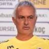 jose mourinhonun yeni grubu belirli oldu fenerbahcelileri cildirtan olay qiUZe522.webp