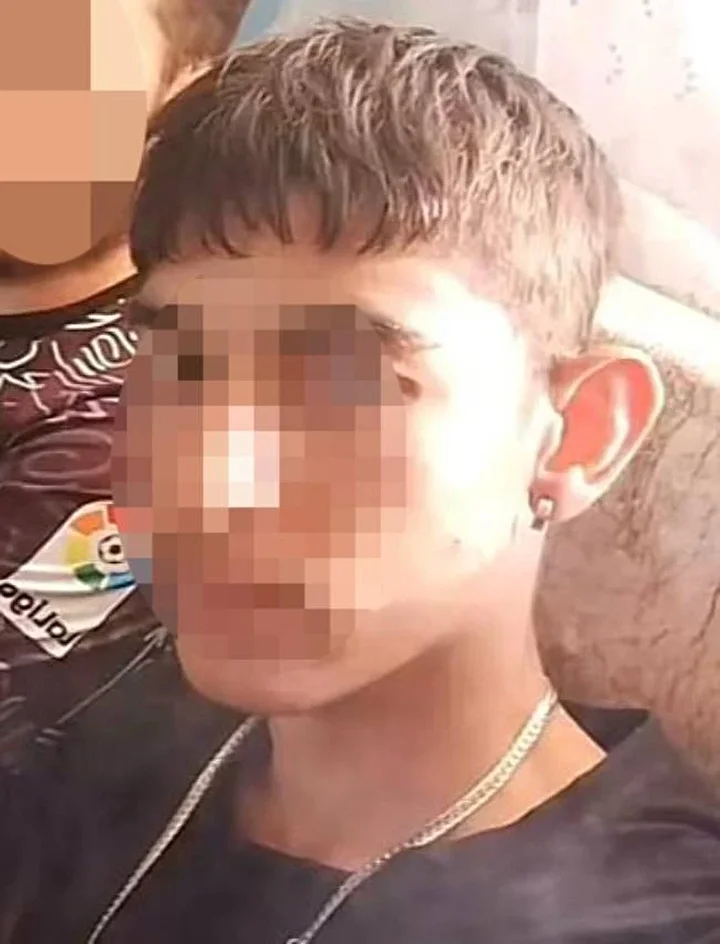 kan donduran cinayet anne ve kizini olduren 16 yasindaki kuskulu gozaltinda 4
