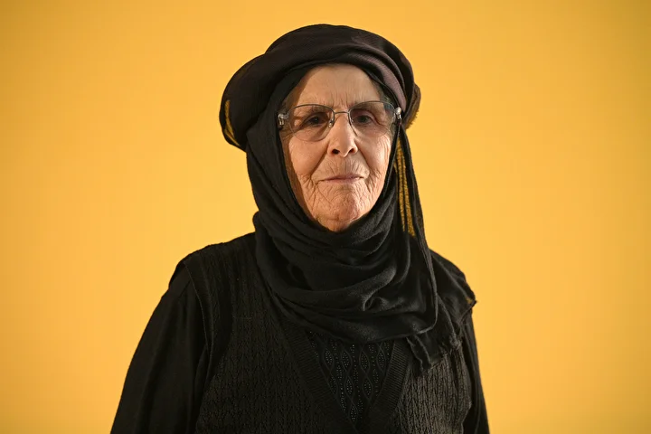 kara yapiklilar bas baglama gelenegini yillardir surduruyor 10 ncHglNIi